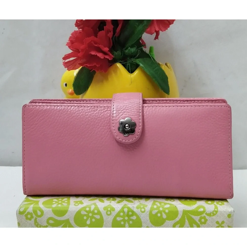 B.T.Rose Pink Pebbled Leather Credit Card ID Window Bifold Wallet